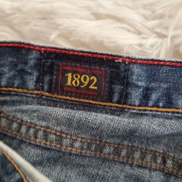 Abercrombie and Fitch jeans  - Picture 3 of 6